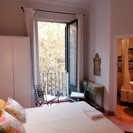 Casa Consell Gran Via, Guest house Barcelona