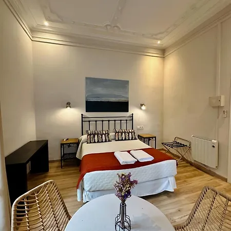 Casa Consell Gran Via, Pensjonat