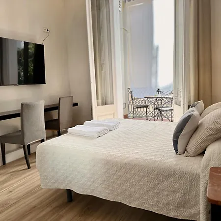 Guest house Casa Consell Gran Via,