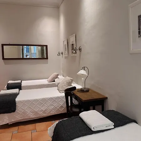 Casa Consell Gran Via, Guest house Barcelona
