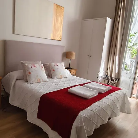 Pensión Casa Consell Gran Via, Barcelona