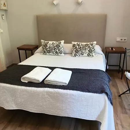 Casa Consell Gran Via, 2*