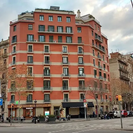 Casa Consell Gran Via, Guest house 2*